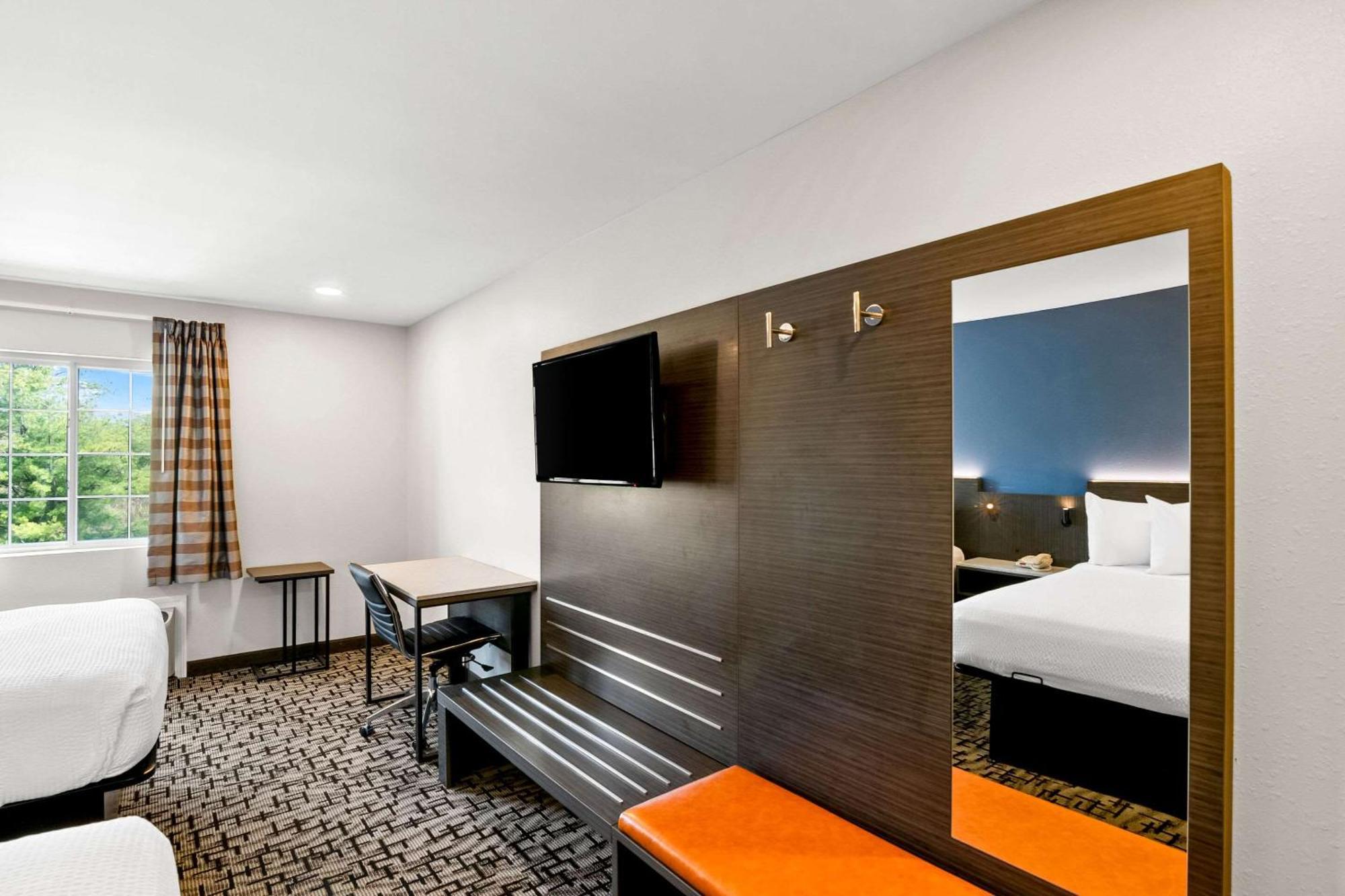 Econo Lodge Bethel - Danbury Exterior foto